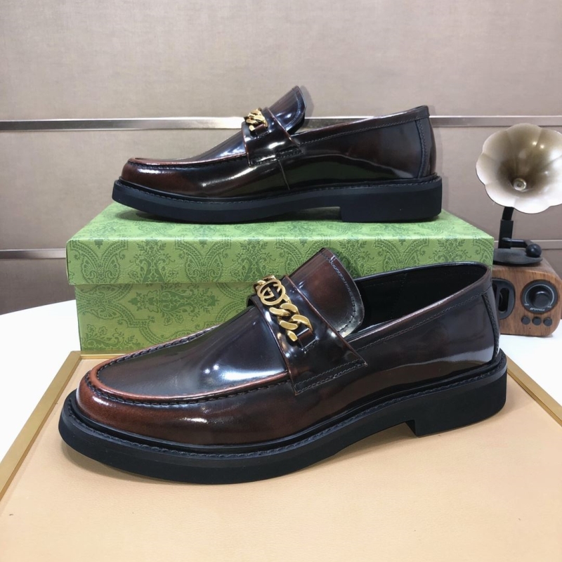 G*u*i leather shoes